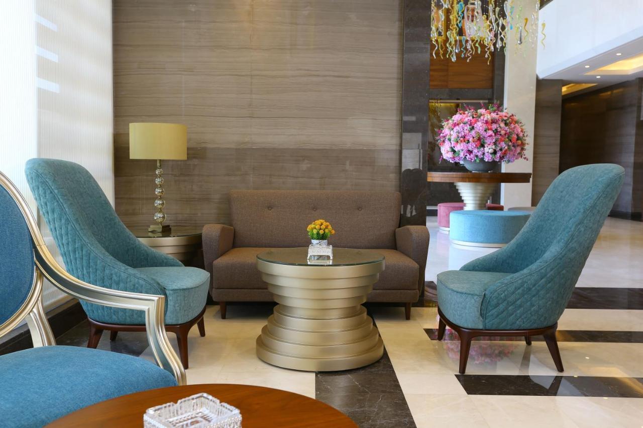 Weekend Hotel Sari Dżedda Zewnętrze zdjęcie