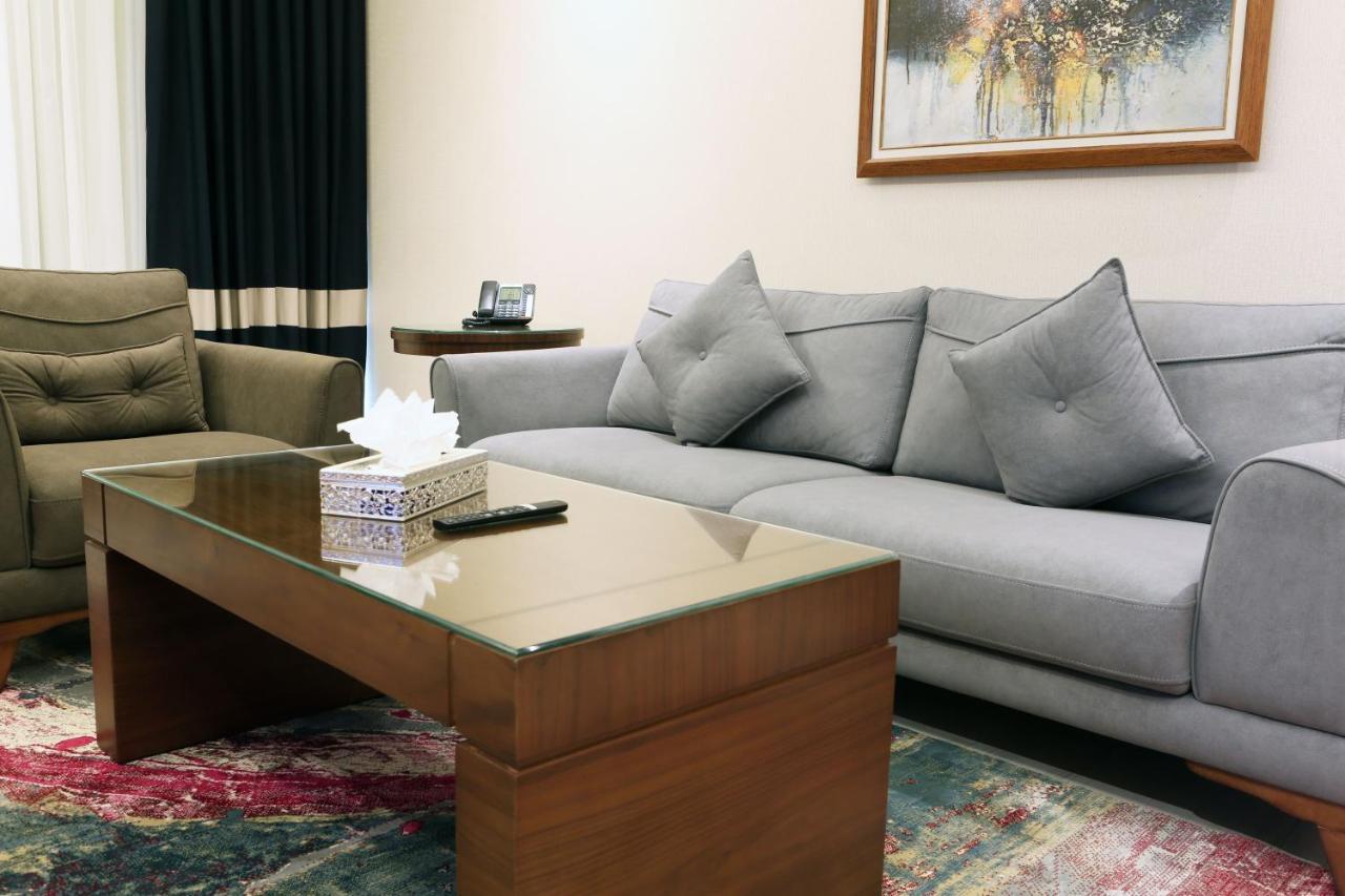 Weekend Hotel Sari Dżedda Zewnętrze zdjęcie