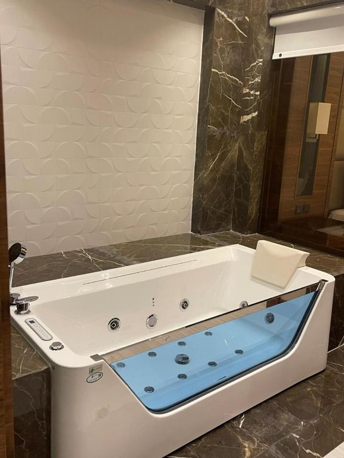 Weekend Hotel Sari Dżedda Zewnętrze zdjęcie